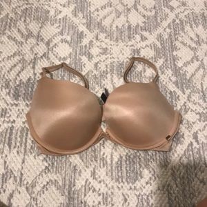 Nude Victoria secret push up bra